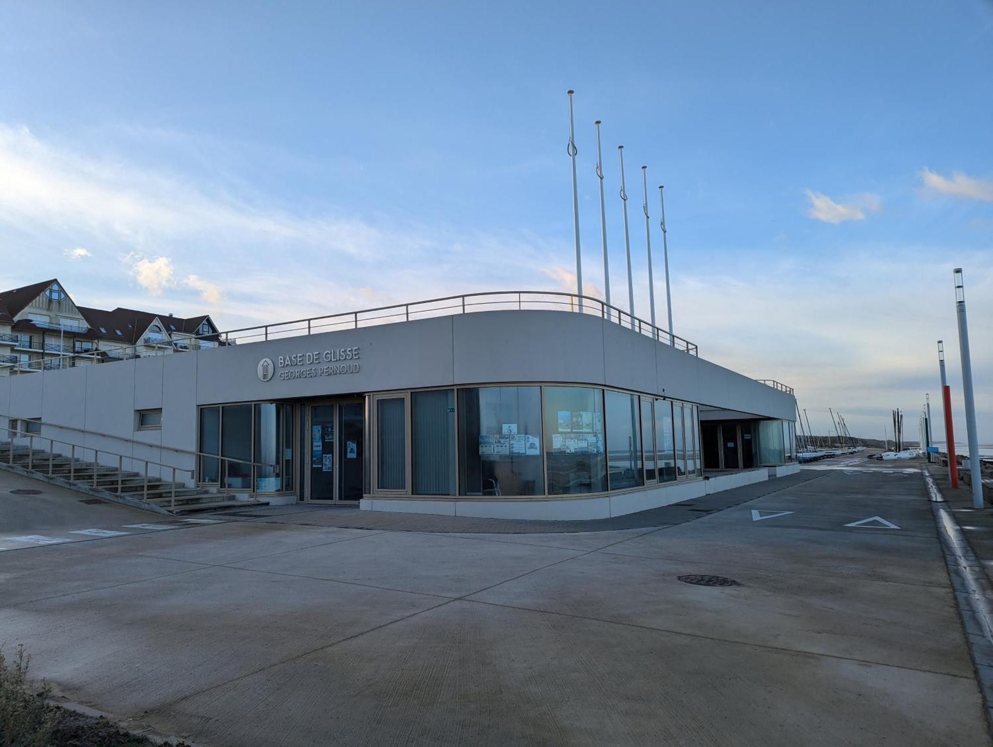 Evasion Plage - Appartement Lumineux Plein Centre Et 150M Plage Neufchatel-Hardelot Exterior photo
